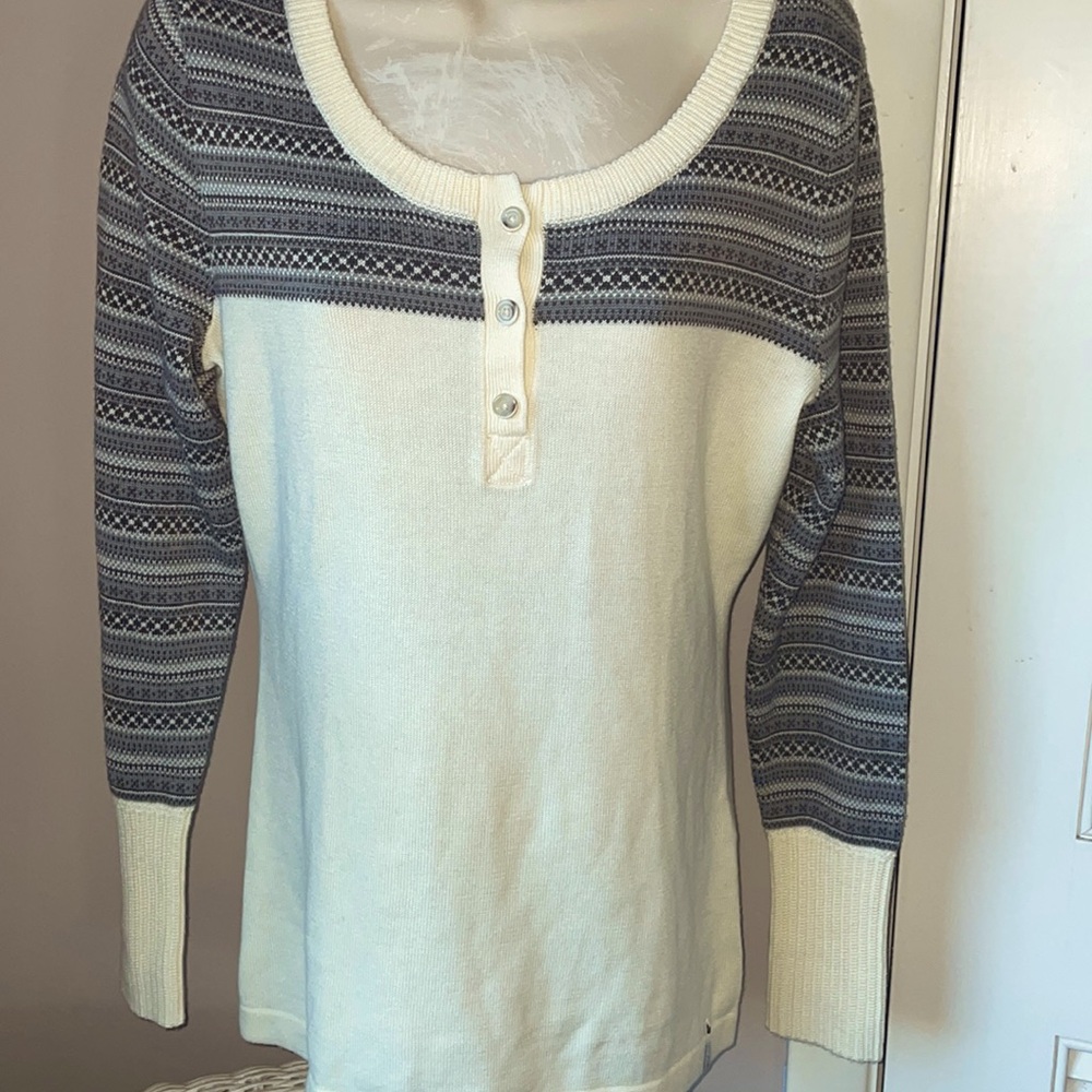 Women’s Henley Sweater size Extra- Small